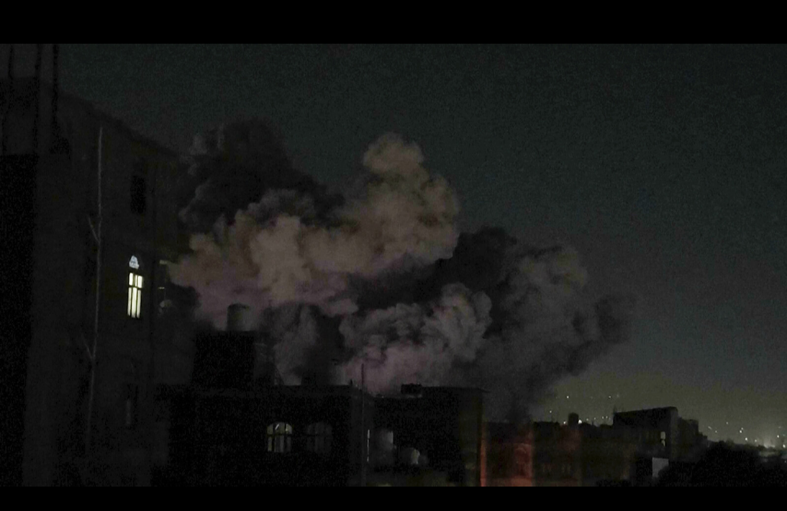 US Expands Airstrikes in Yemen Targeting Houthi-Controlled Areas