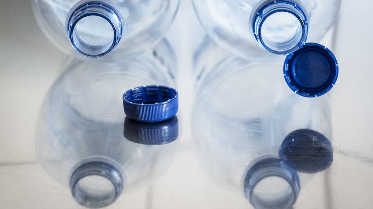 Plastic bottle cap litter falls 62% in Swedish cities, study finds