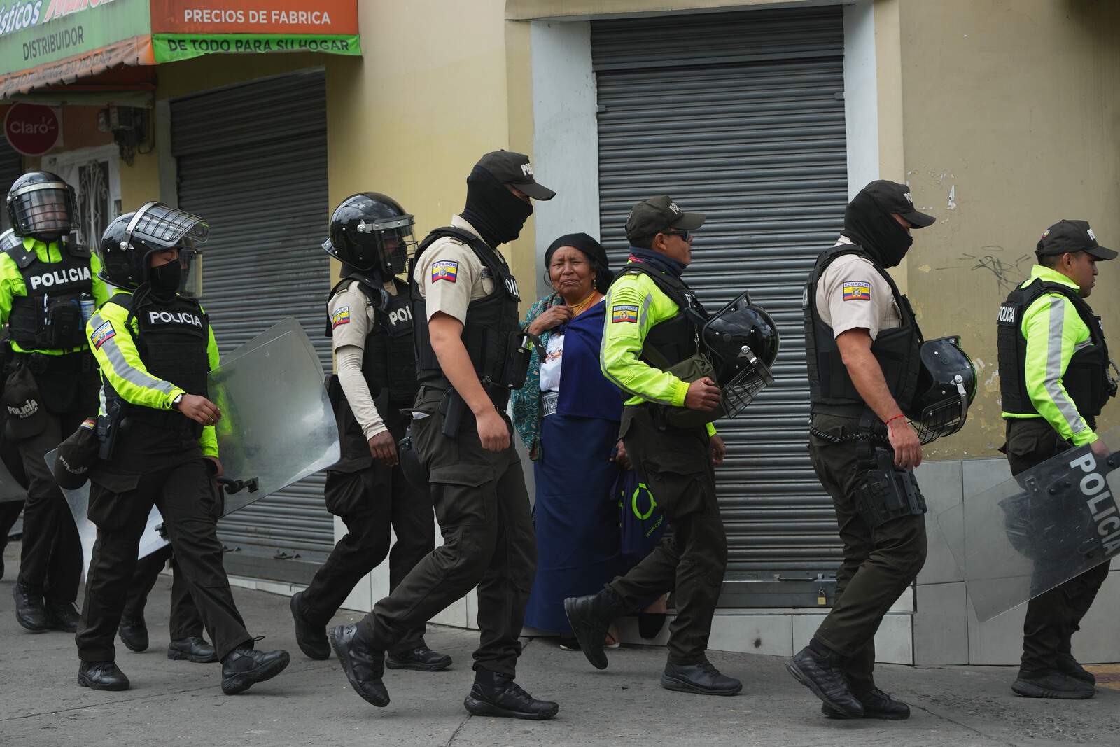 Seventeen Killed in Ecuador Prison