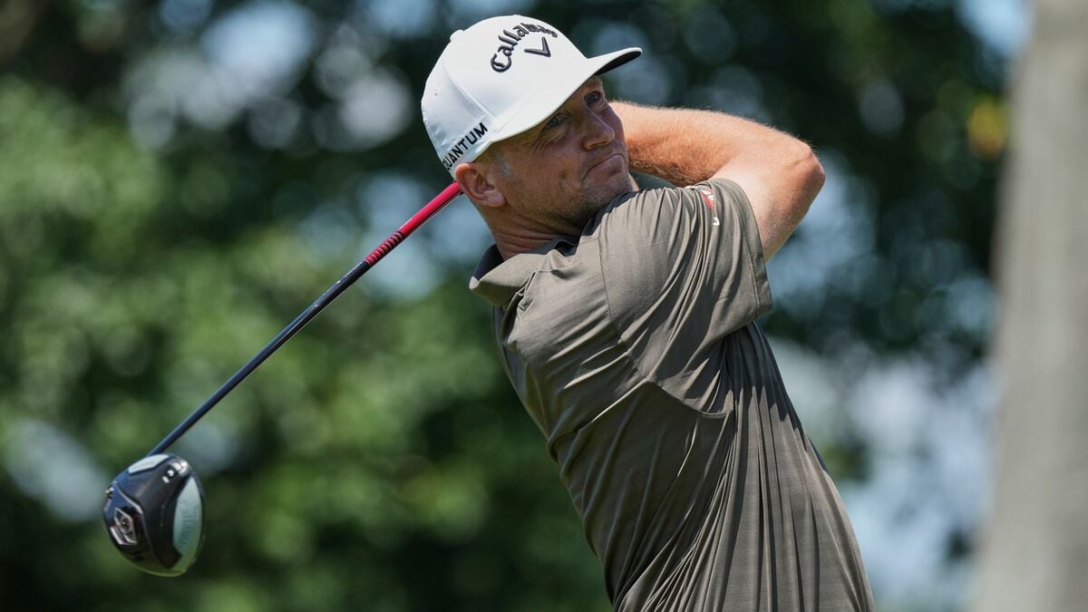 Alex Norén surges into Tour finals contention with strong Saturday at PGA playoff event