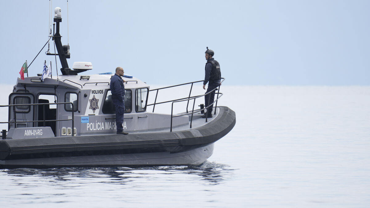 More than 20 migrants died