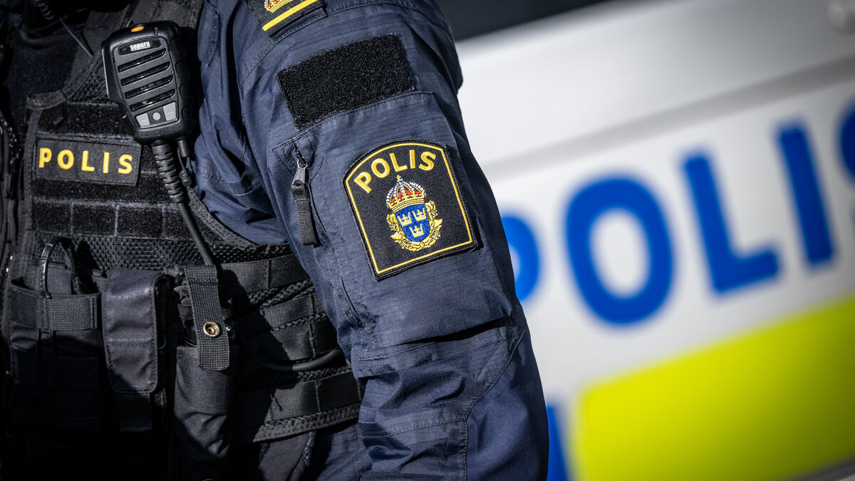 Off-duty police officer convicted of assaulting teenage boy