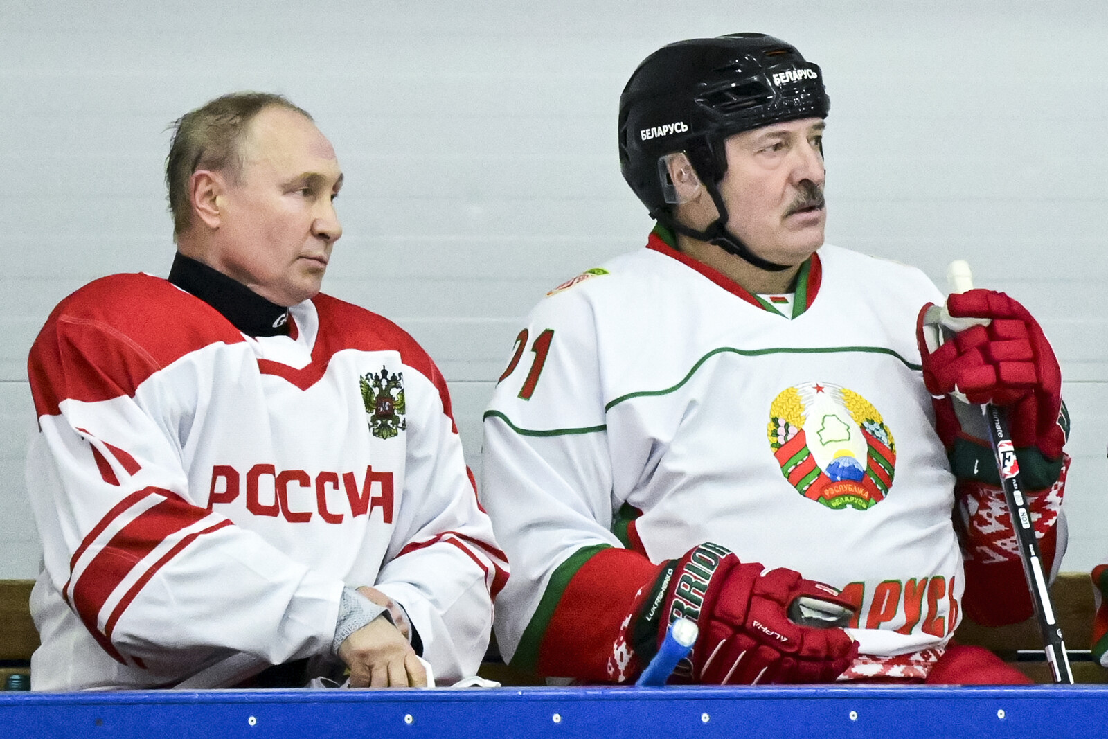 After Talks with Trump: Putin Wants to Play Hockey