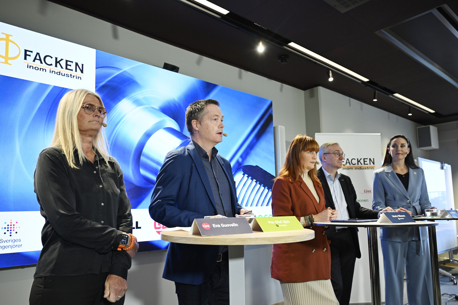 Industry Unions' Demands: 4.2 Percent