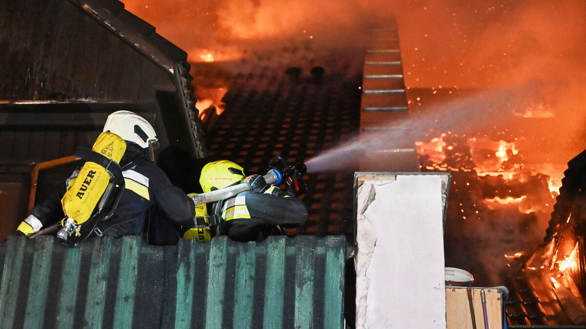 Deadly fire at workers' housing estate in Budapest kills at least three and injures more than 20