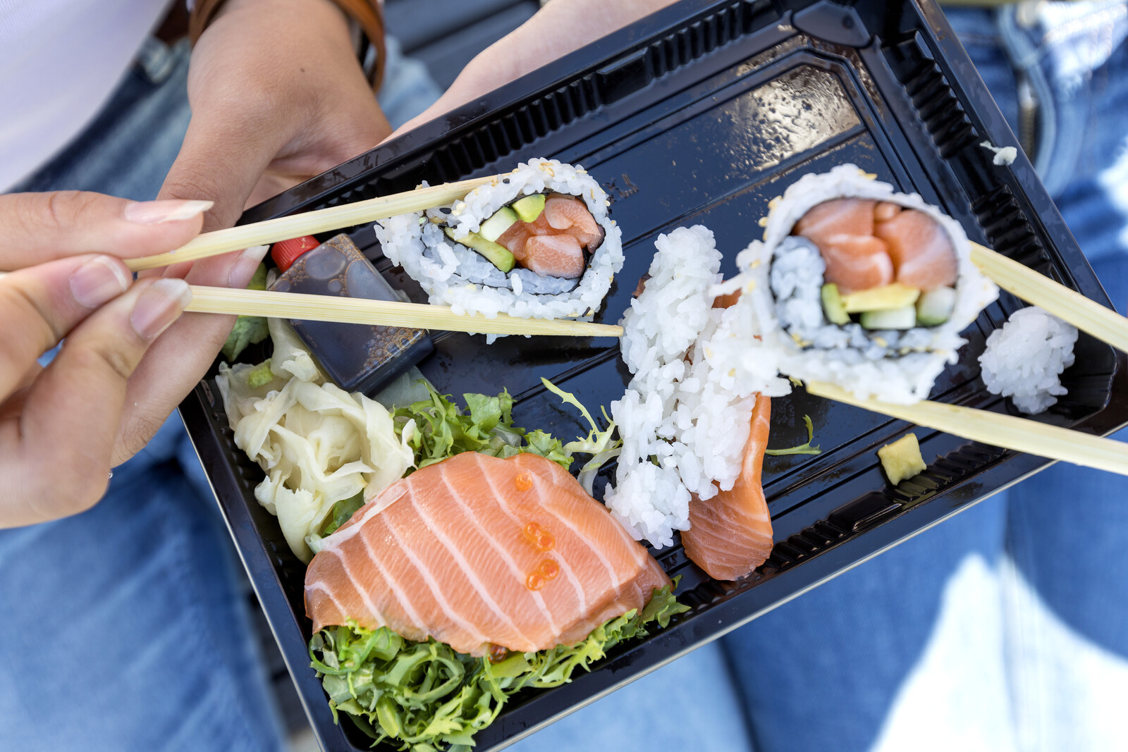 Sushi and Sandwich Cake Among Top Food Poisoning Causes in Sweden