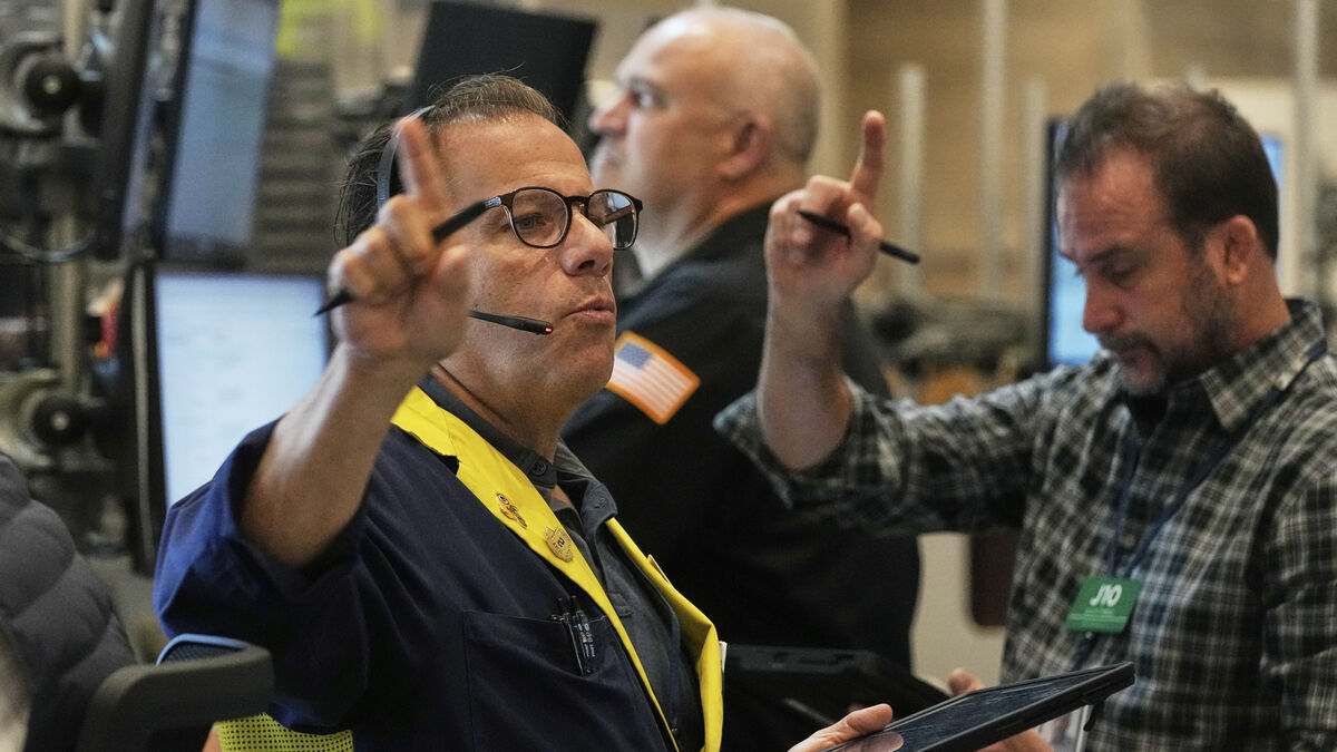 Wall Street swings after Fed statement