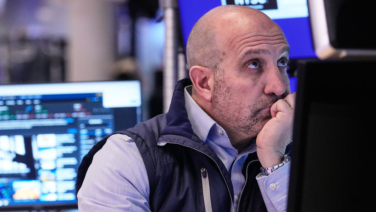 Red on Wall Street -