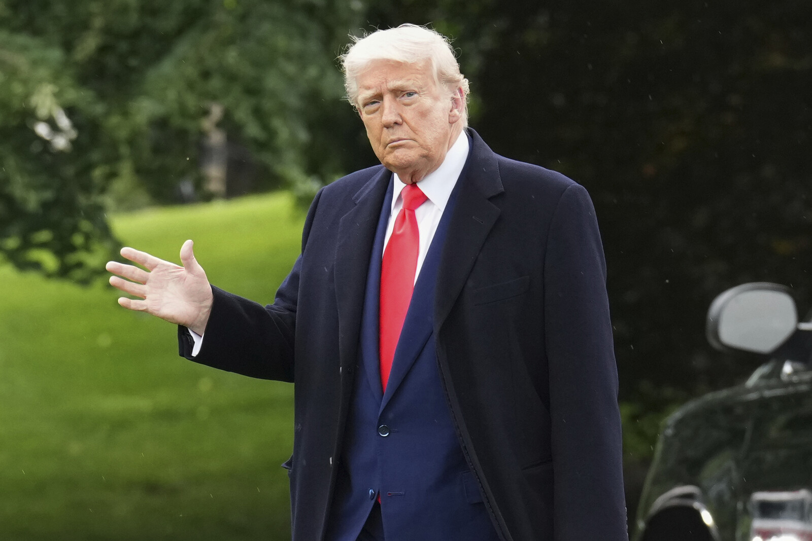 Trump Declines EU Trade Agreement Amid Tariff Dispute