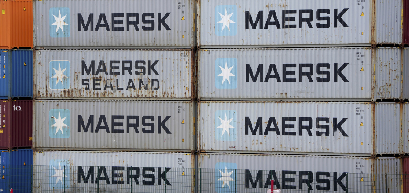 Spain rejects Maersk vessels