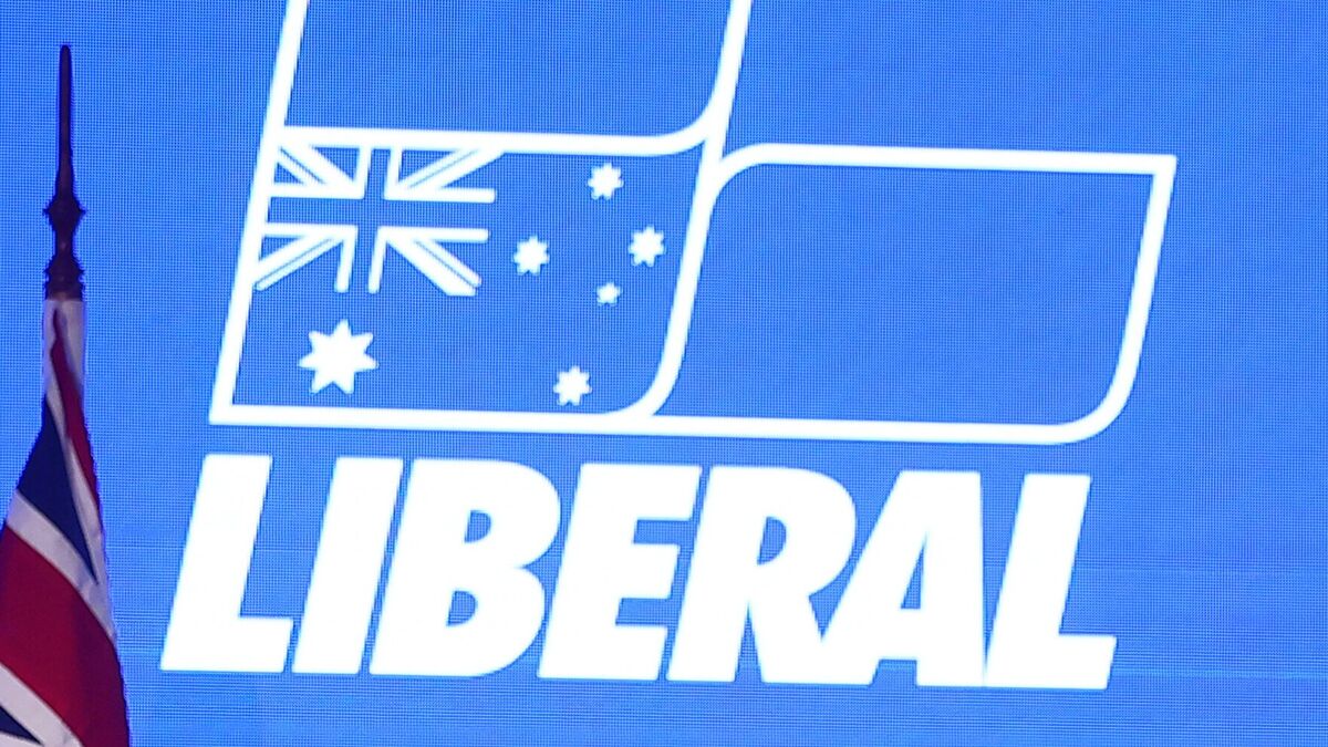 Australian politician admits sending text