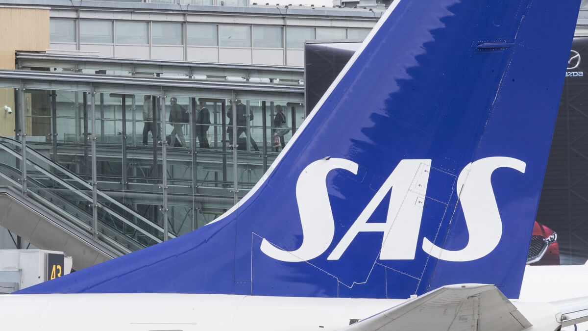 SAS warns of sustainable fuel shortage that could force route cancellations and higher ticket prices