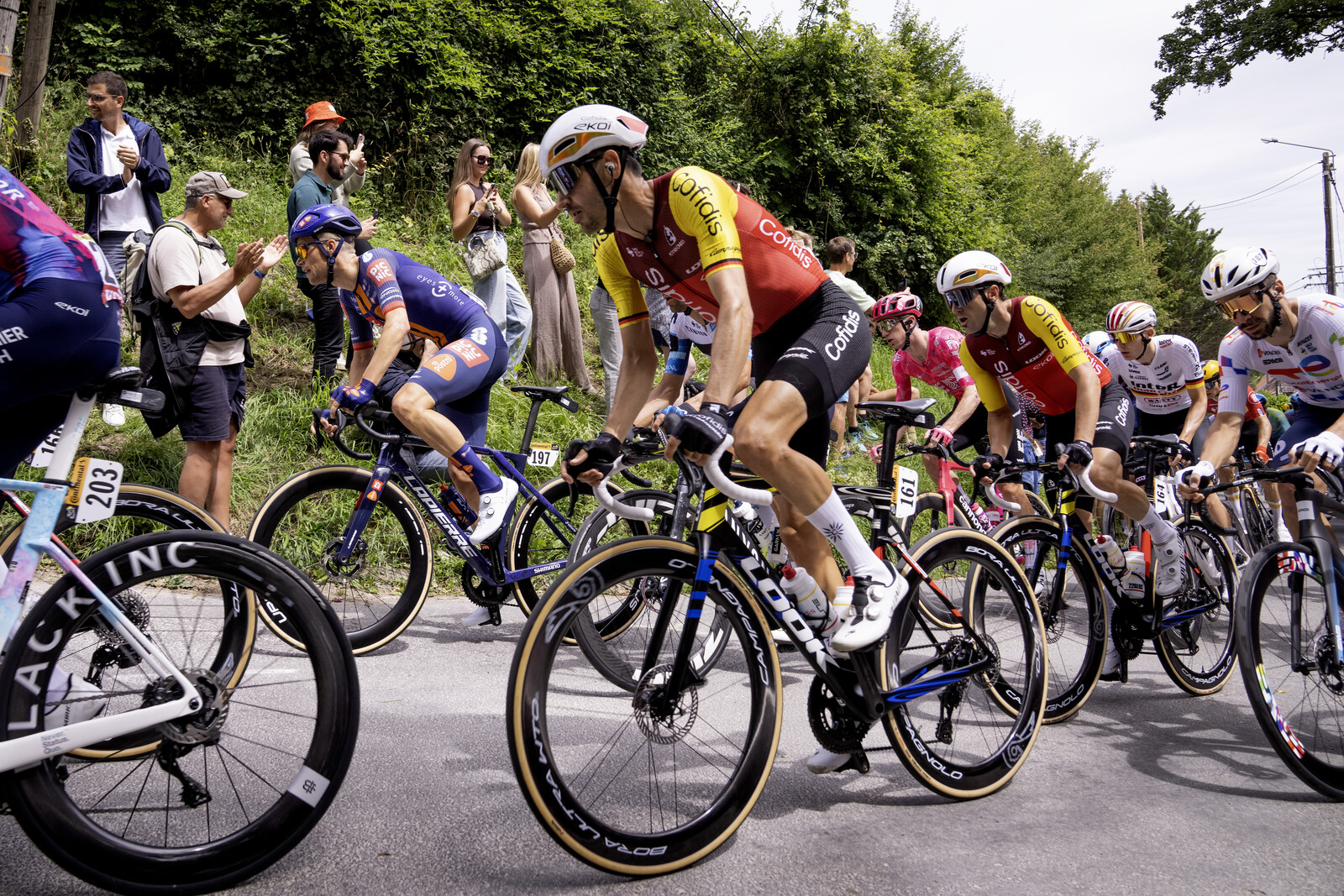 Cofidis Team Suffers Major Bike