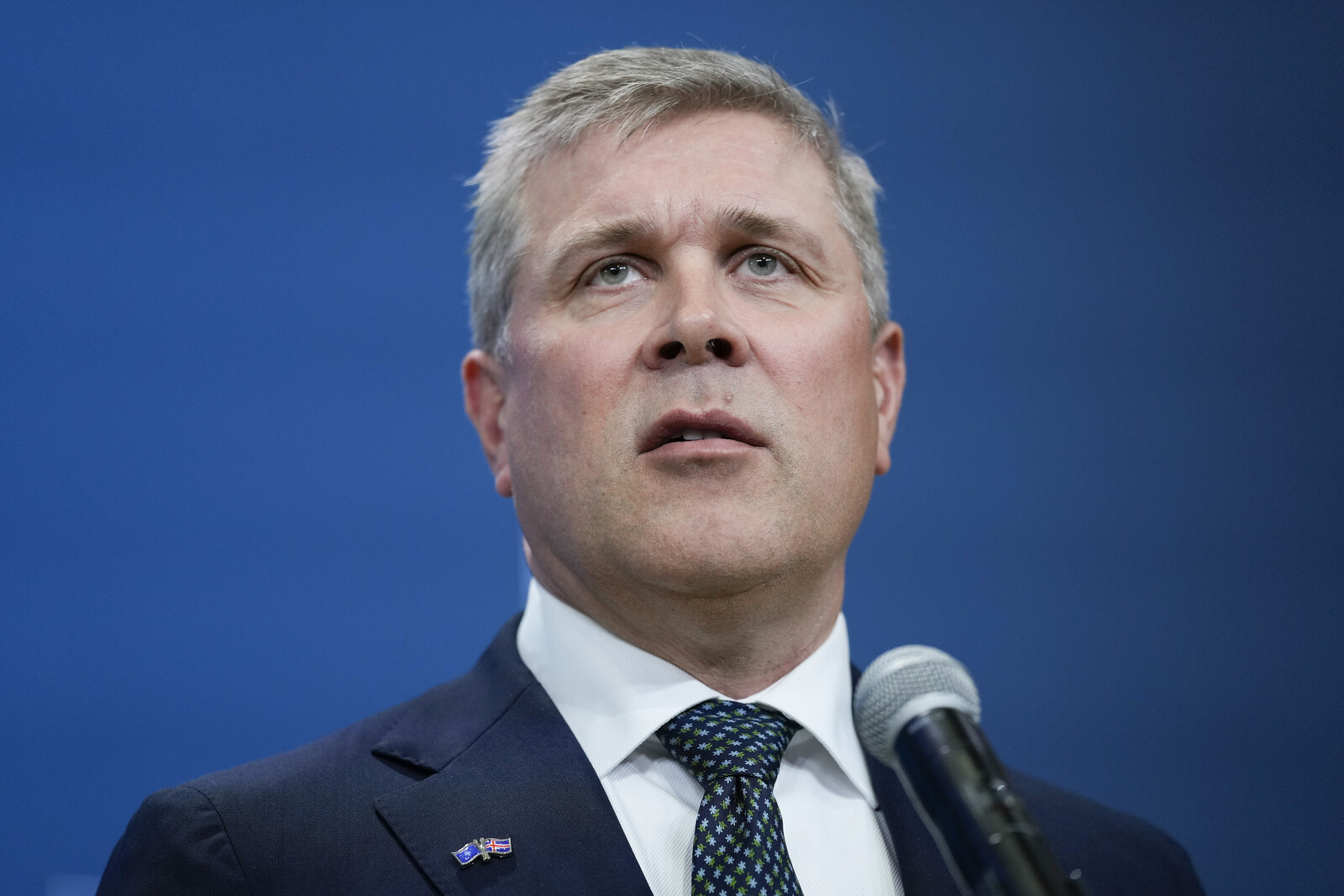 Iceland's Government Resigns – Calls