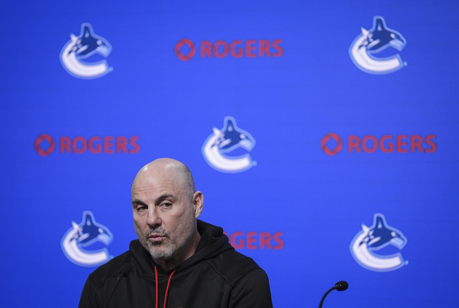 Vancouver Canucks Coach Rick Tocchet Leaves Amid Criticism of Elias Pettersson