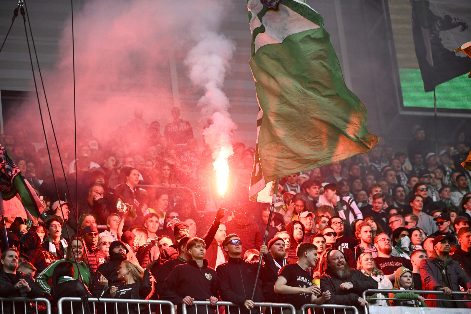 Moderate Party Proposes Legalizing Pyrotechnics in Swedish Football