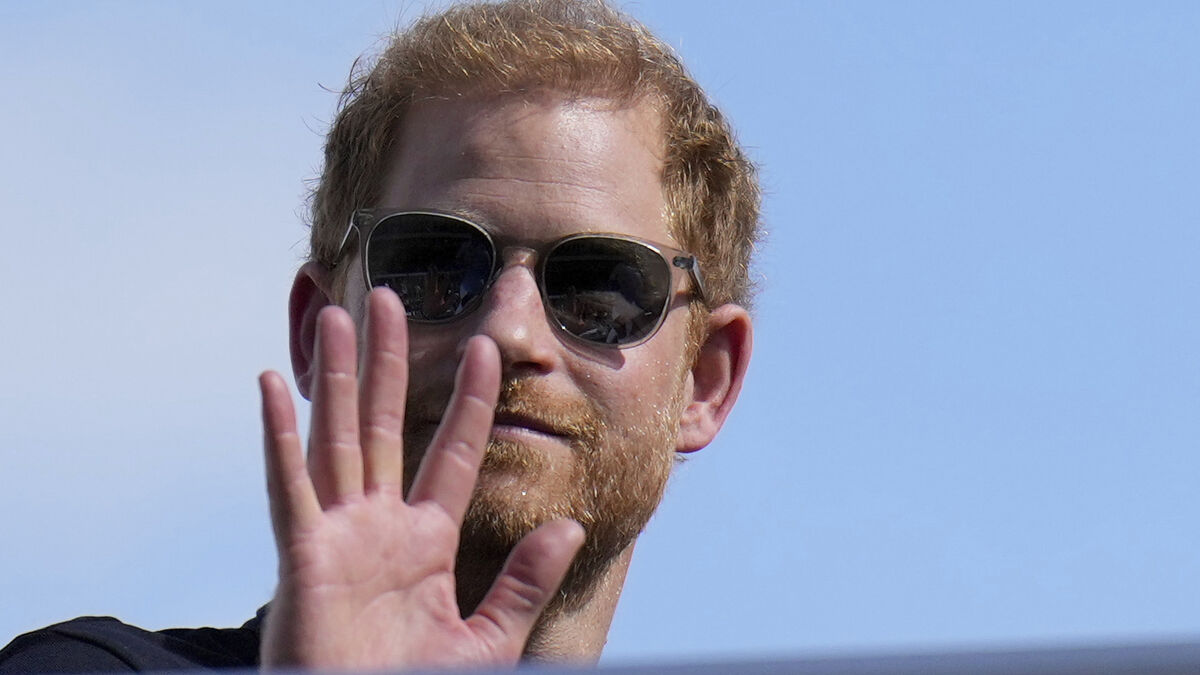 Prince Harry loses privacy lawsuit