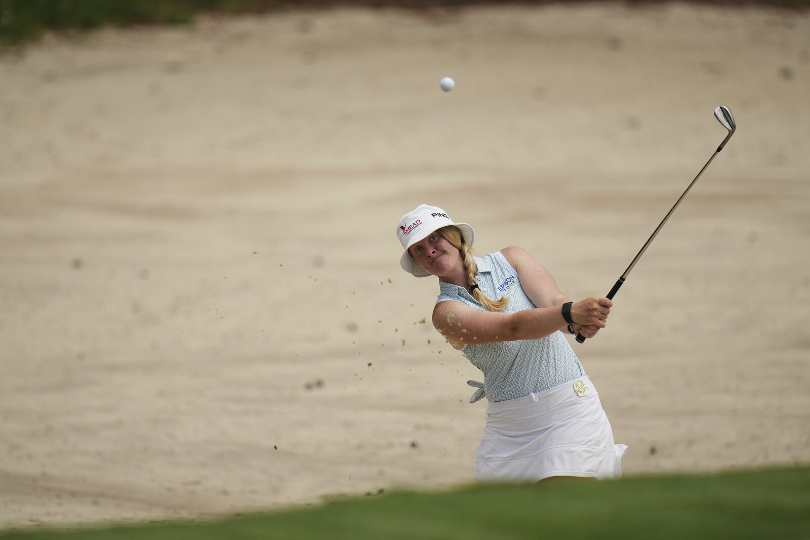 Lindblad Faces Storm-Interrupted Start at Chevron Championship