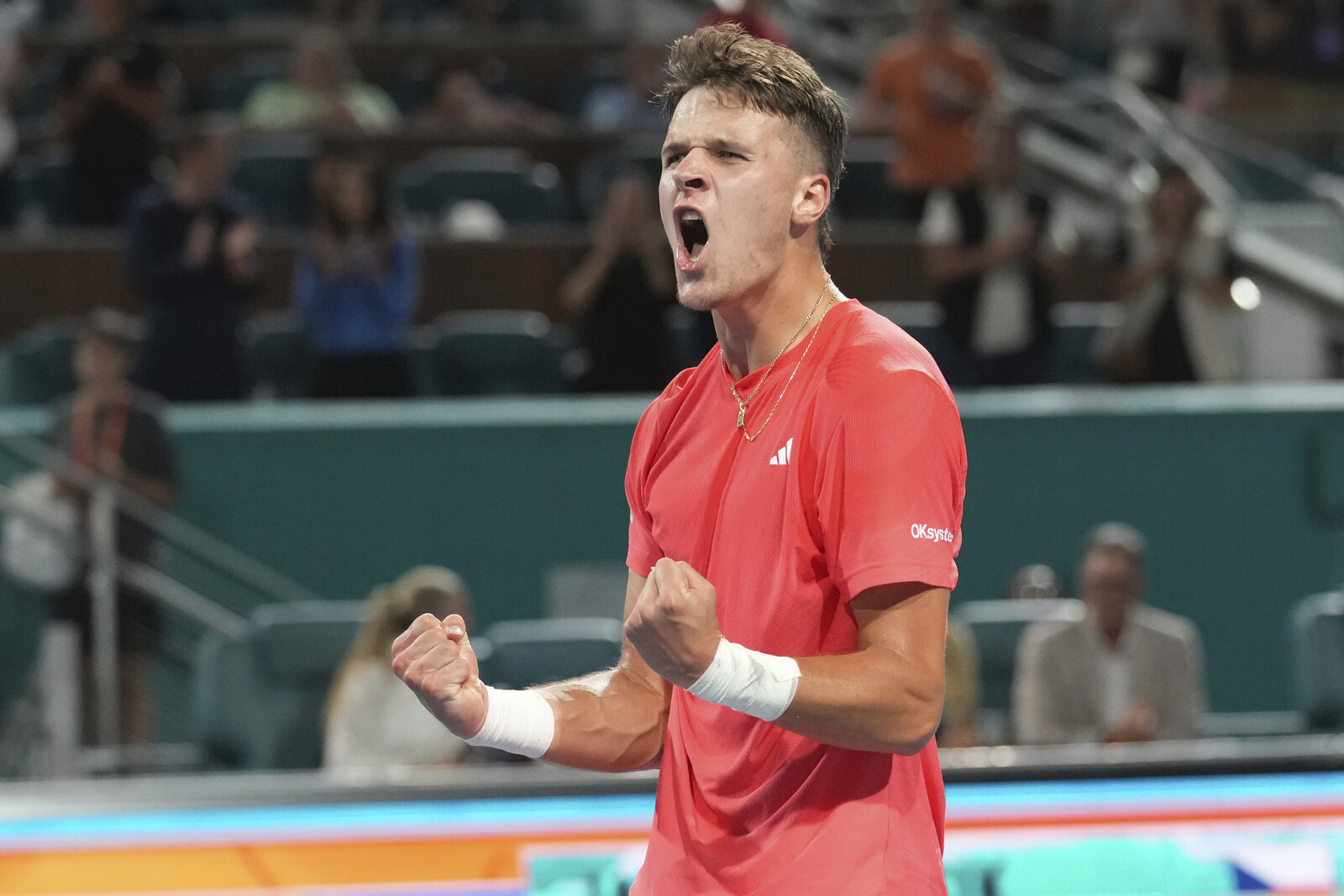 Teen Tennis Star Mensik Reaches Miami Final After Meeting Messi