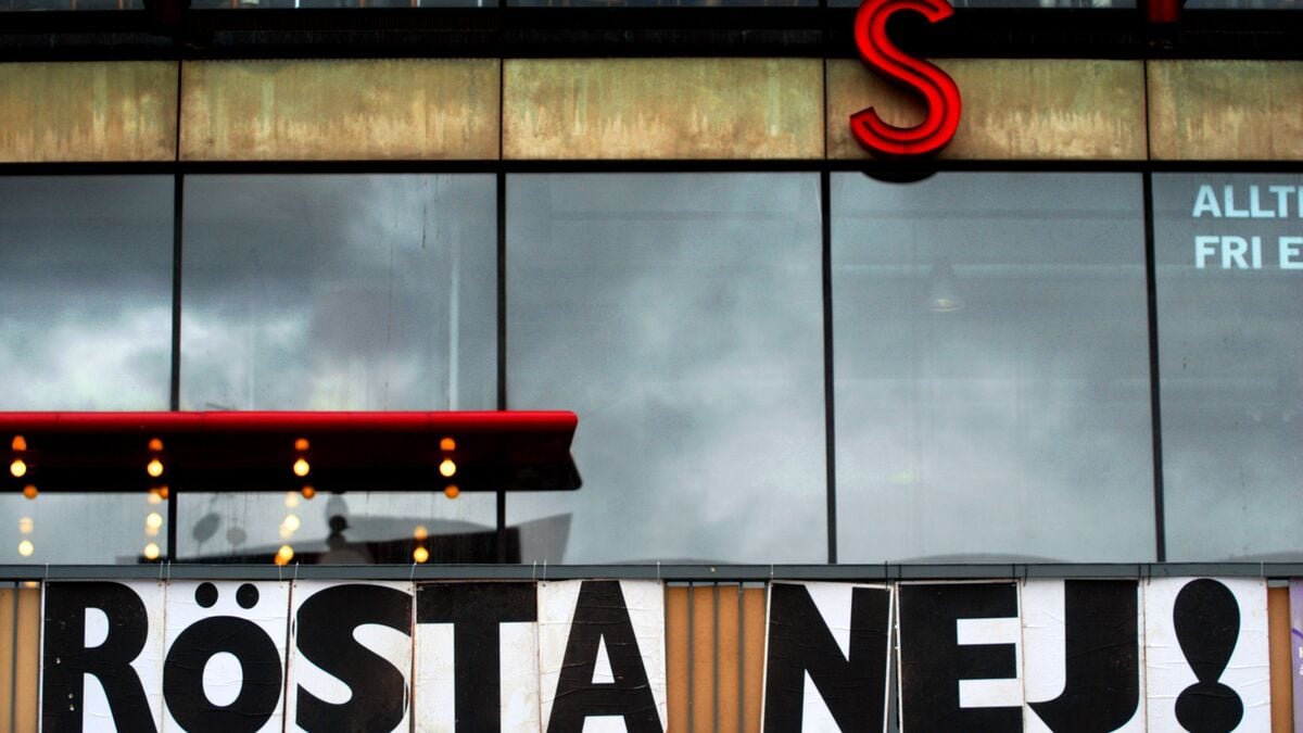 Artist launches party for abstainers and seeks politicians who must vote no