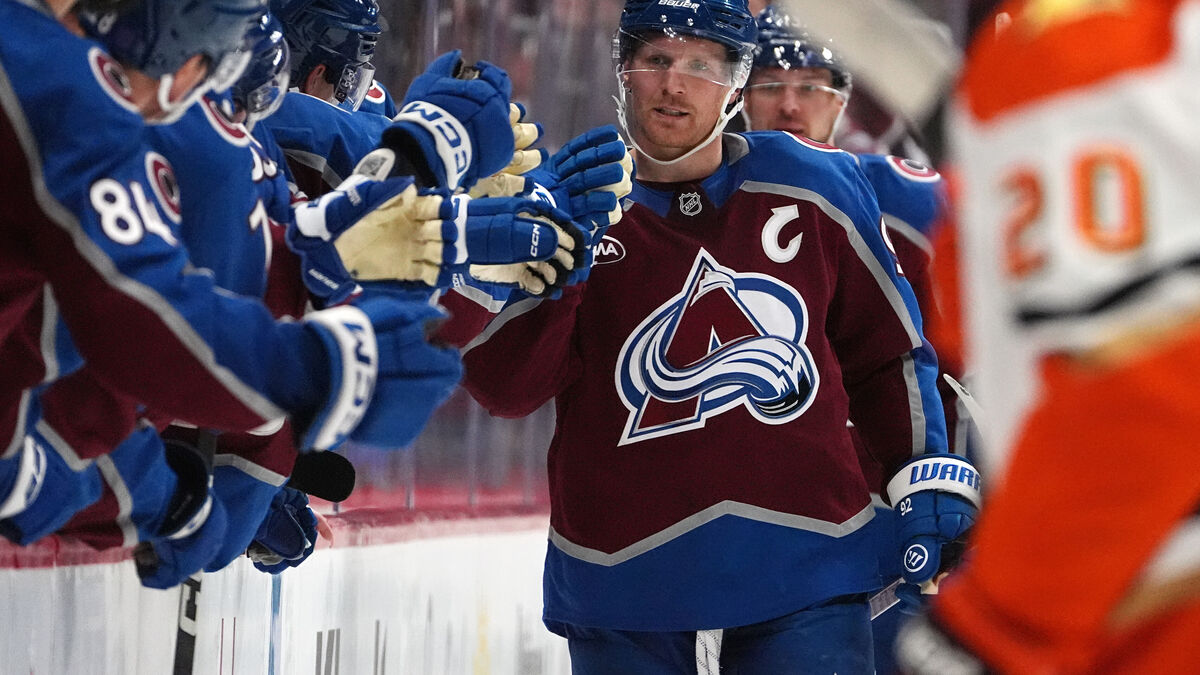 NHL star's happiness - first goal since 2022