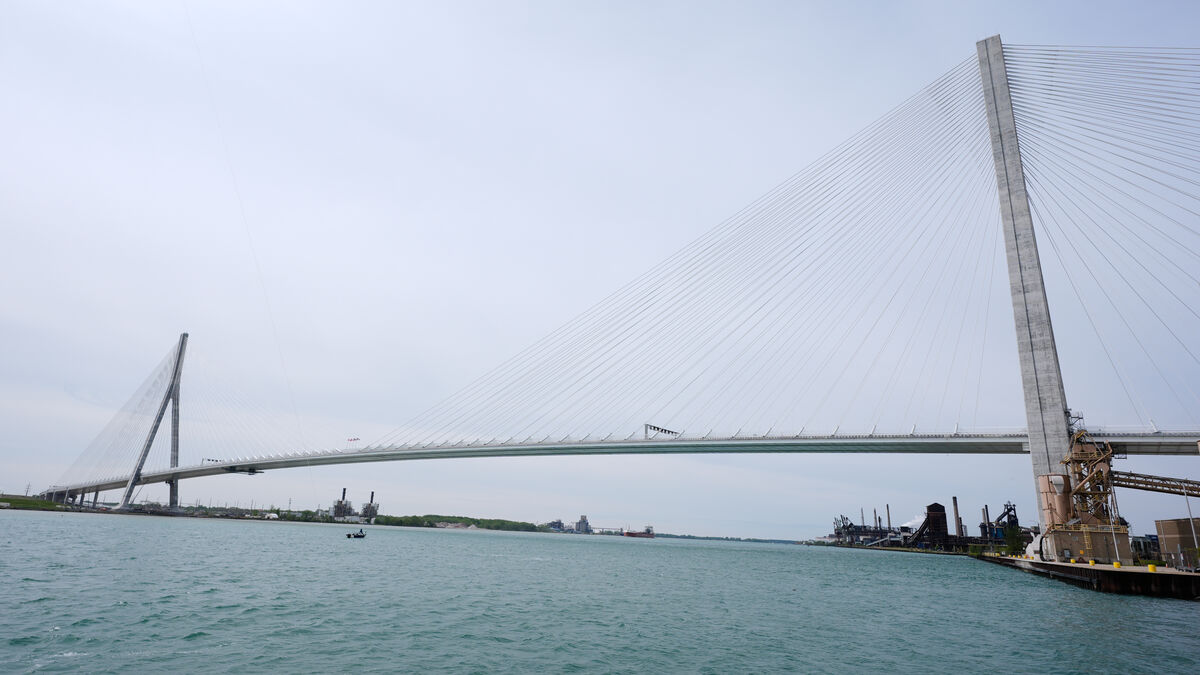 Canada opens Gordie Howe Bridge