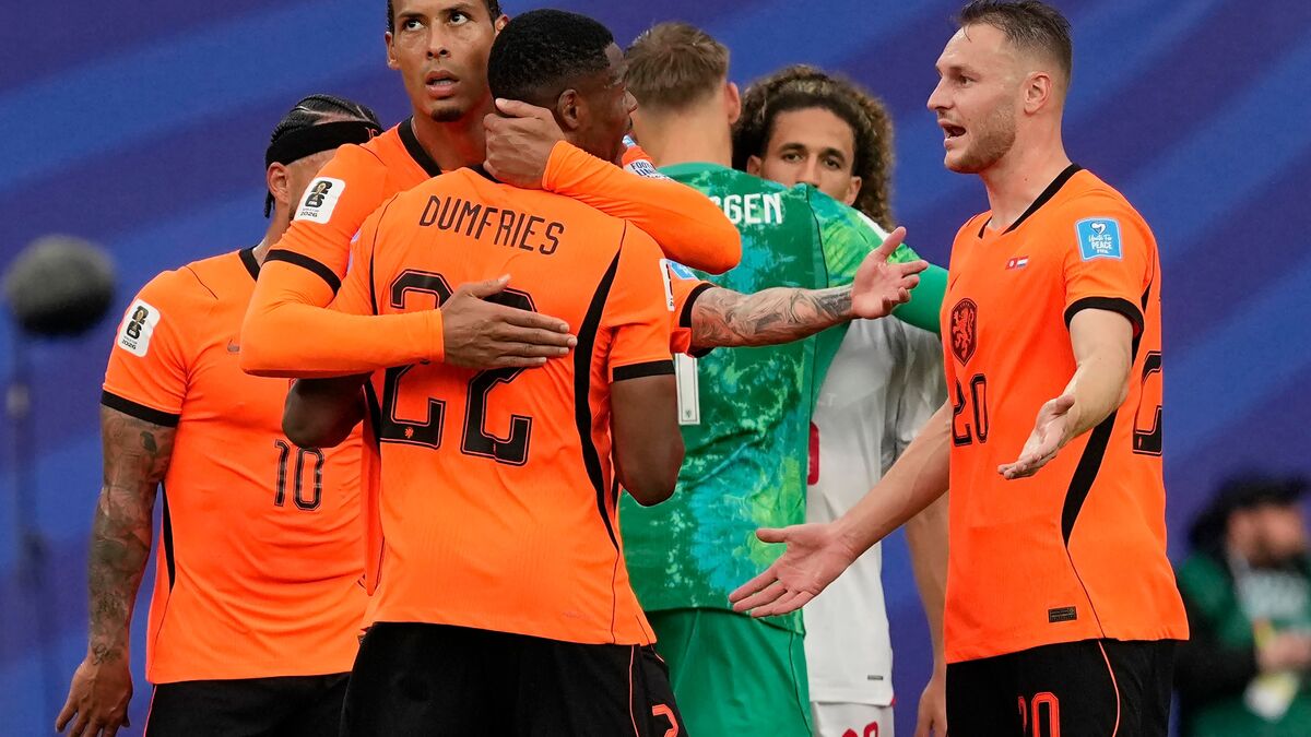 Netherlands win Group F after