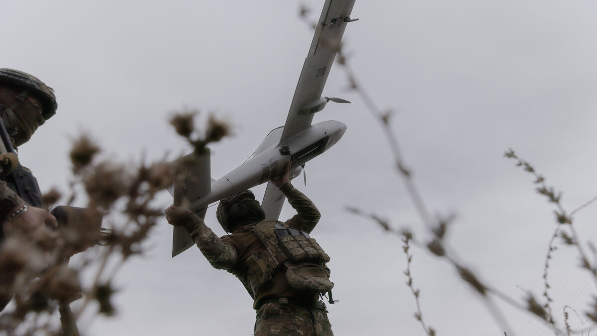 Ukrainian Drone Strikes Impact Russian Oil Production and Economy