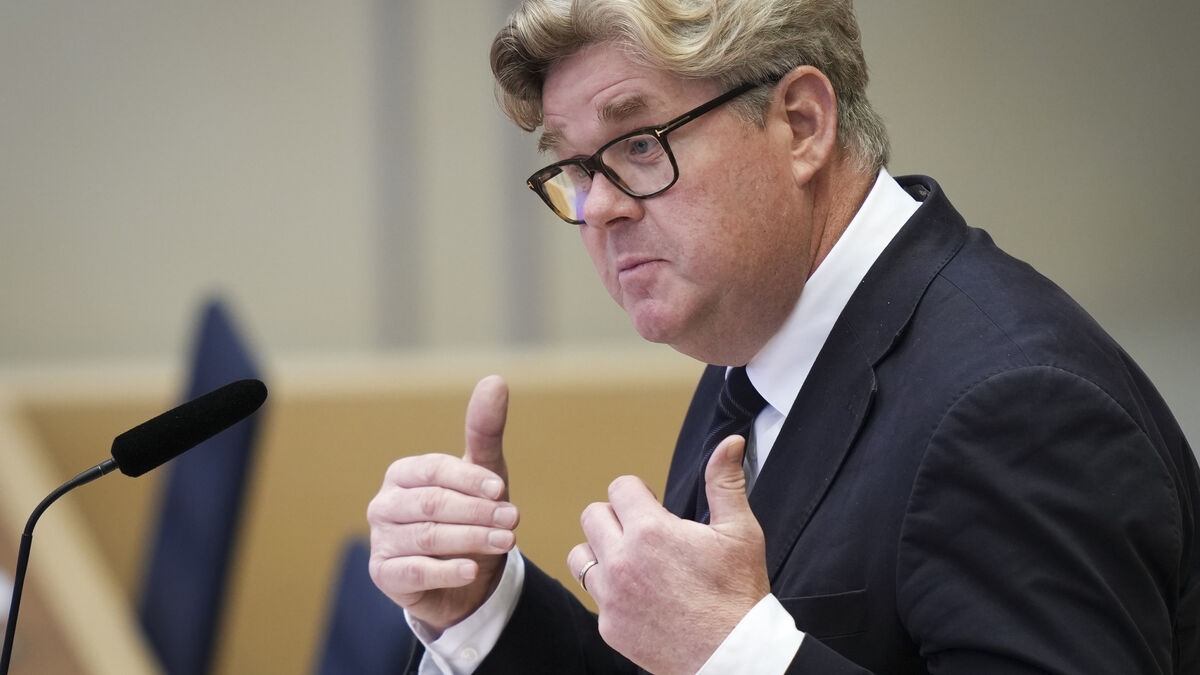 Swedish Parliament backs tougher sentencing for multiple crimes in 176-171 vote