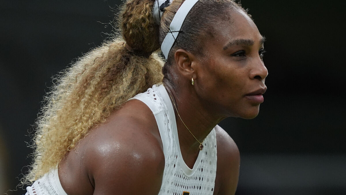 Wimbledon moves Serena Williams and Venus Williams doubles match to Saturday after injury scare