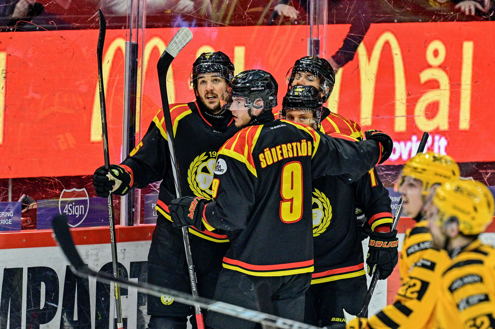 Brynäs Triumphs 4-1 Over Skellefteå