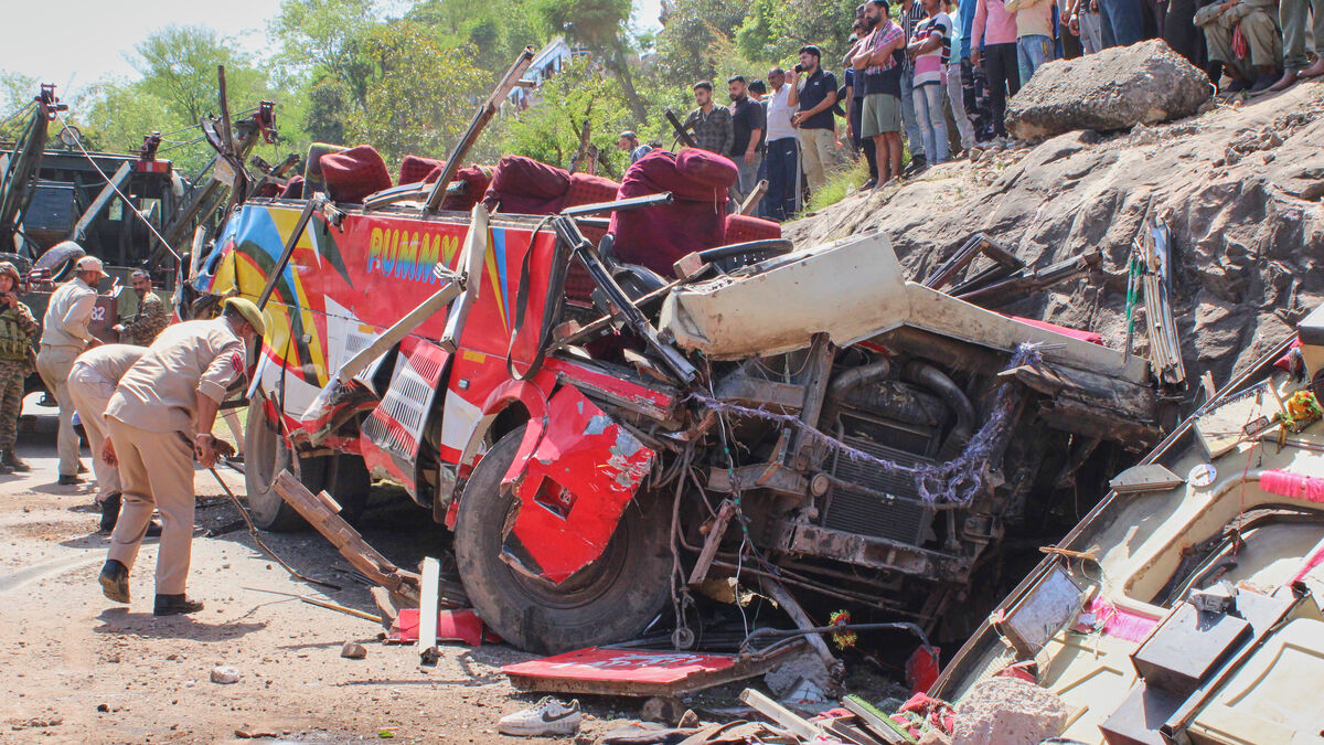 Bus plunges into ravine in