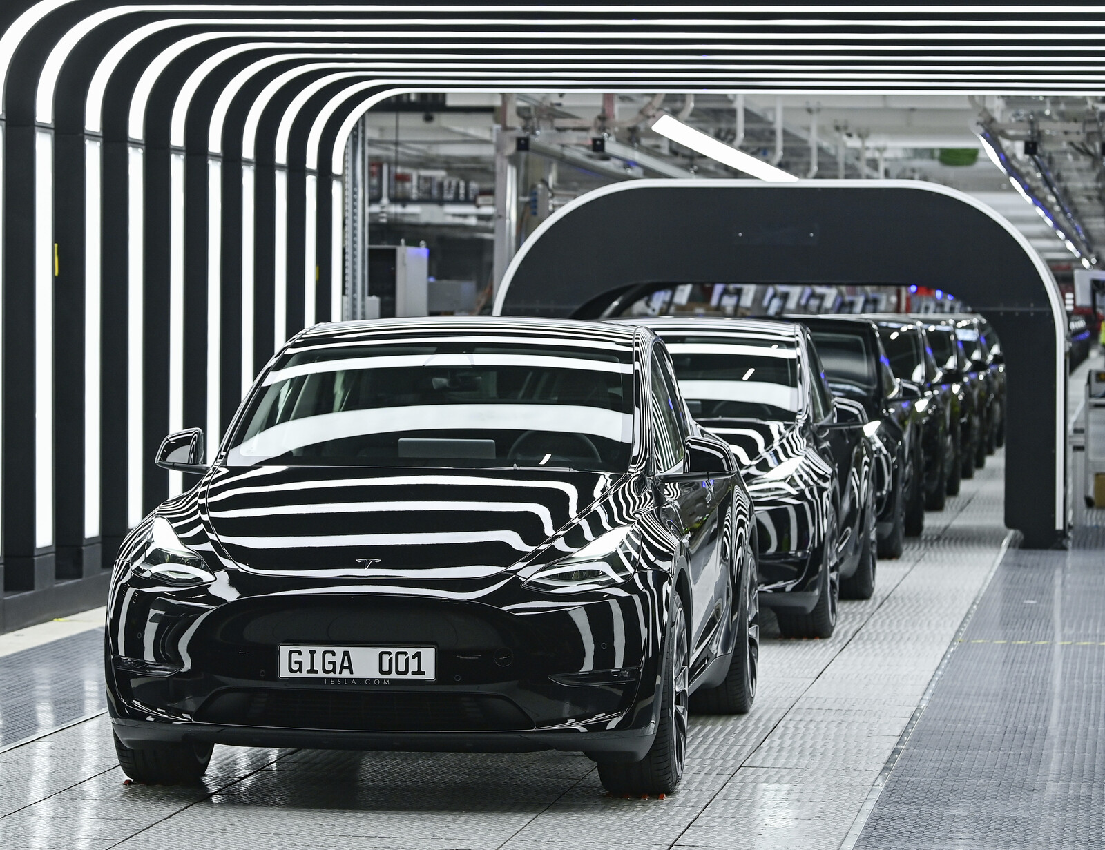 Sources: Budget Version of Tesla on the Way