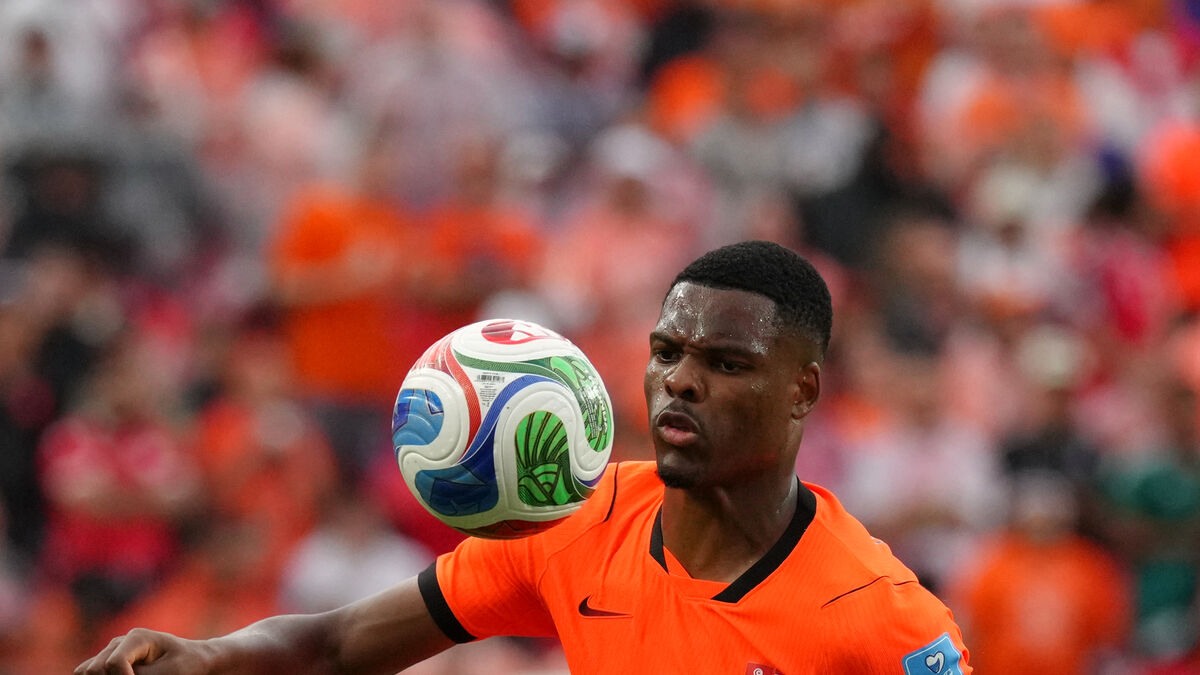 Real Madrid sign Dutch World