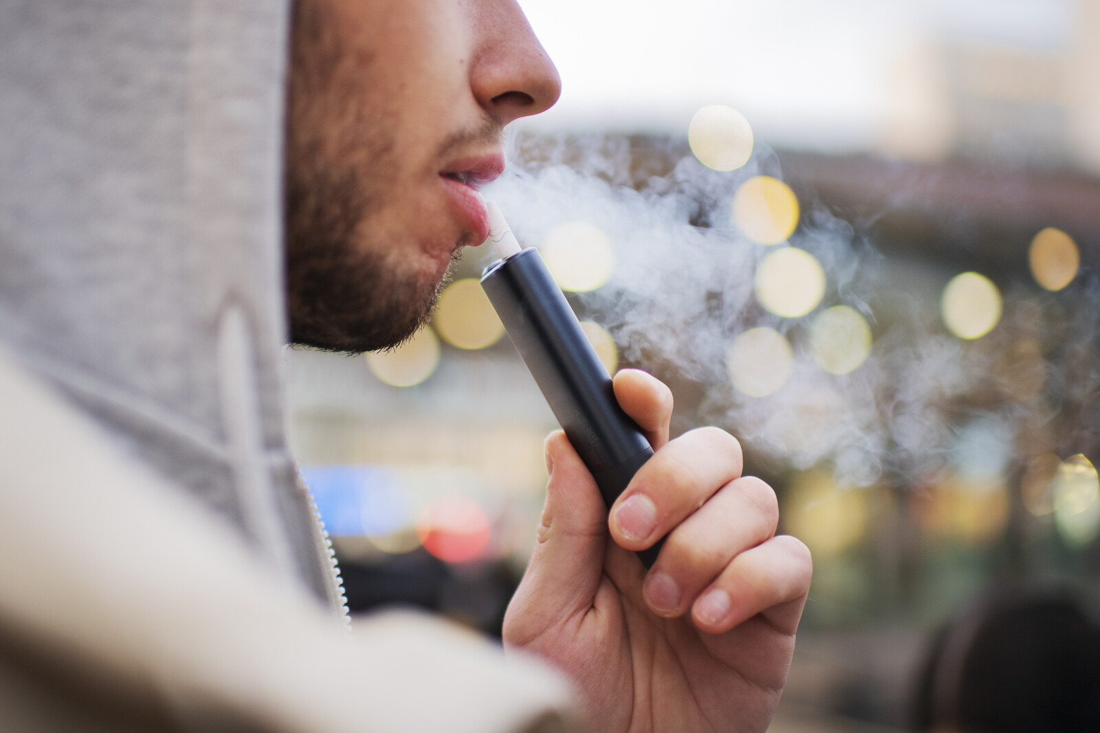 France bans single-use e-cigarettes