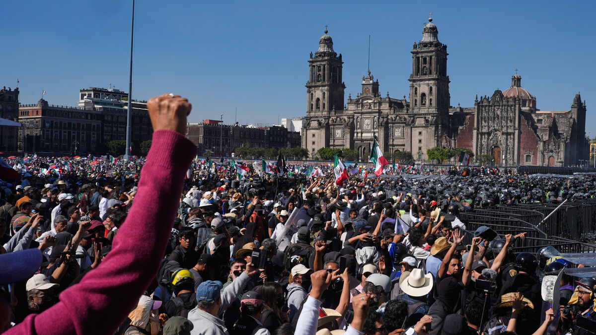 120 injured during demonstration in