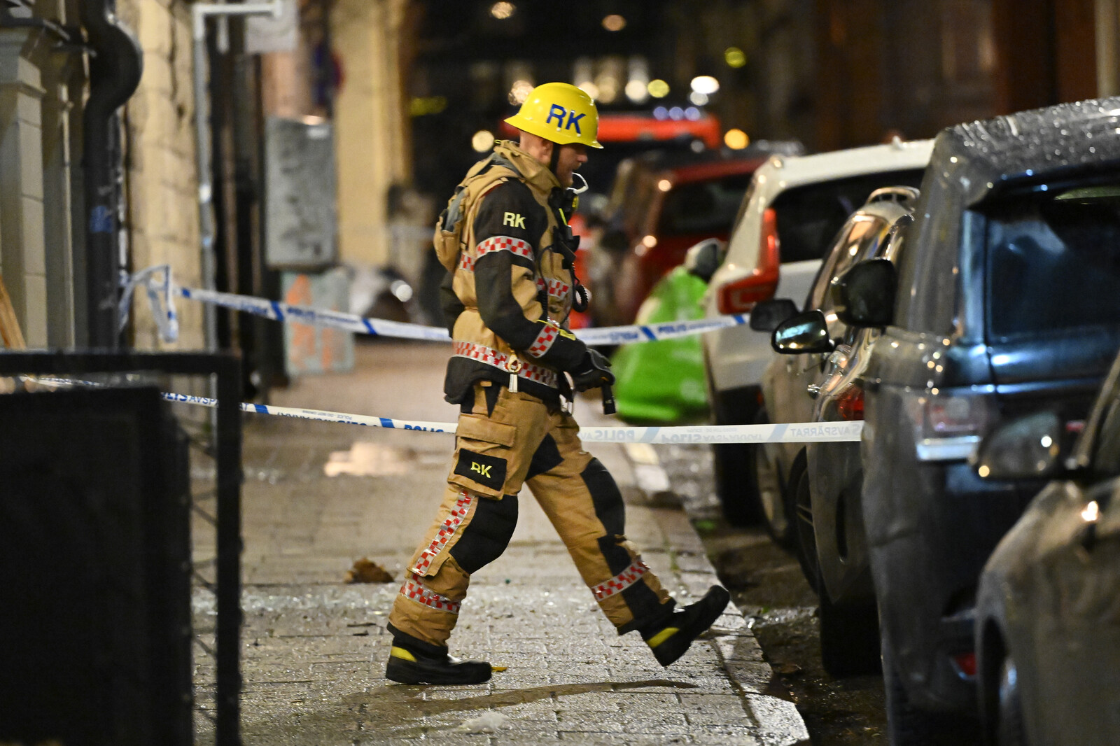 Explosion at entrance in central Stockholm