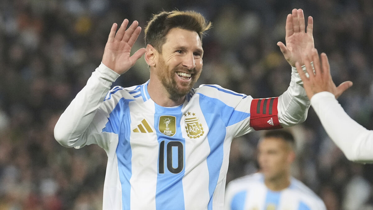 Messi Contemplates Playing in Next