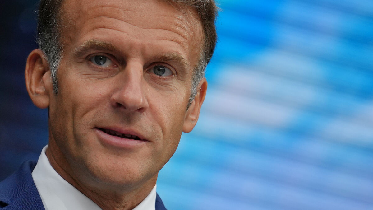 France proposes new social media
