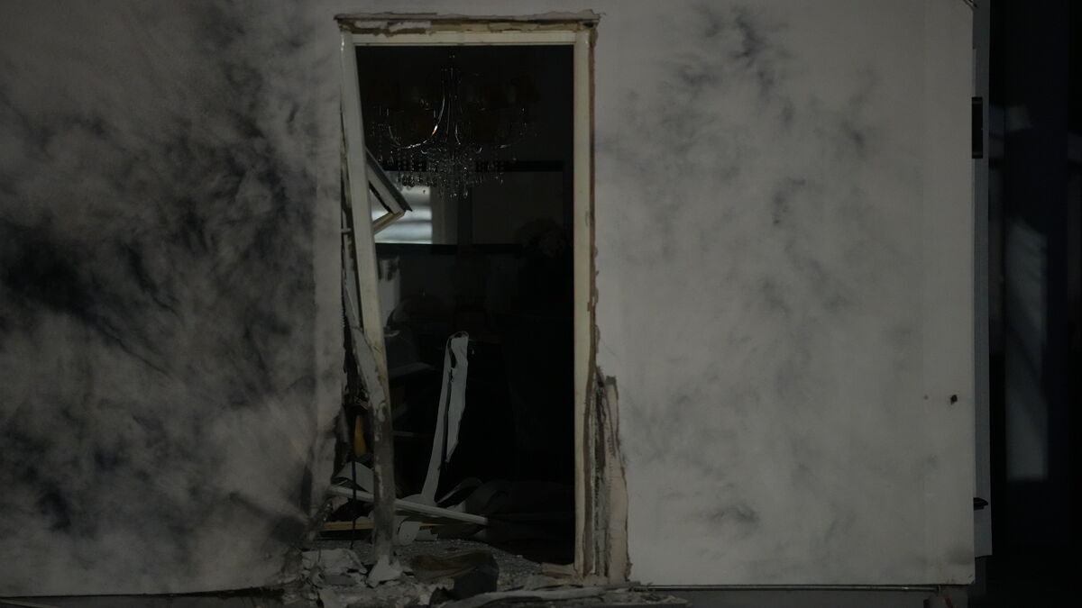Man arrested after explosion at villa in Södertälje