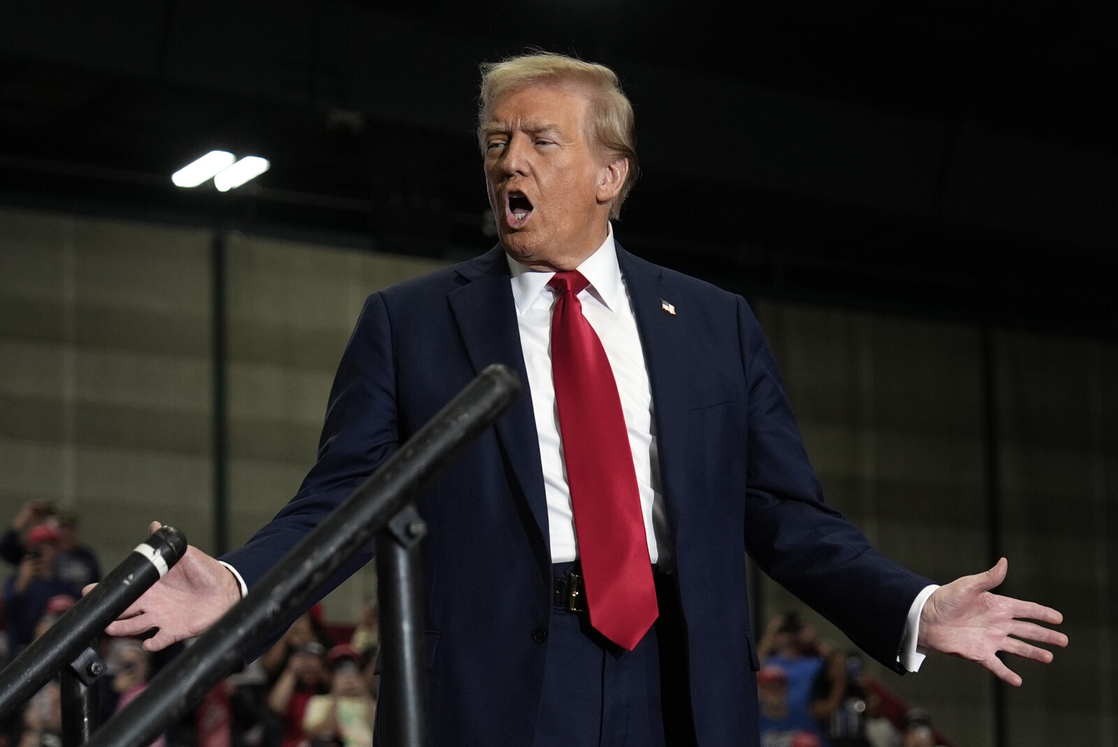 Donald Trump about Whoopi Goldberg: "Filthy and disgusting"