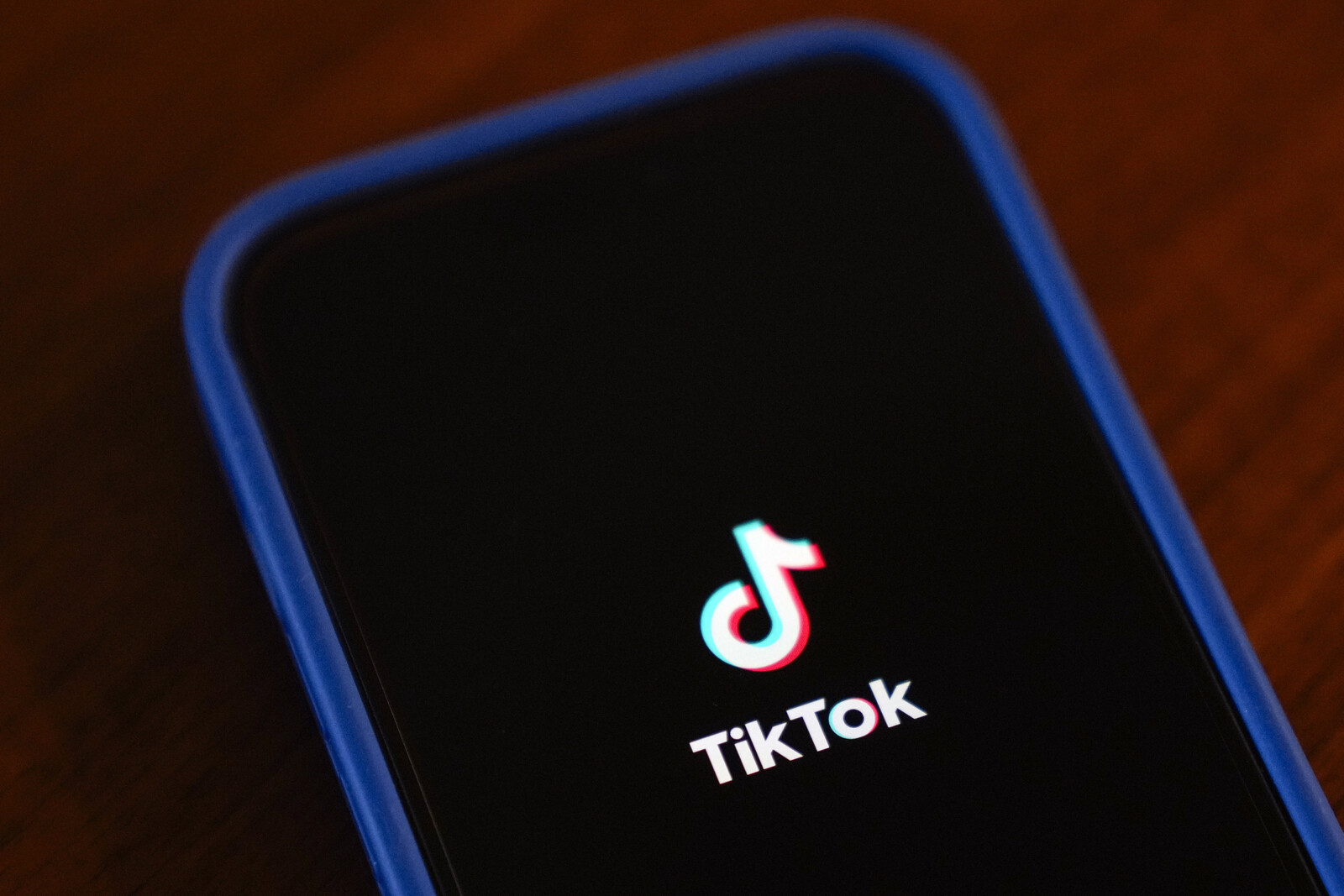 Father Kills Daughter in Pakistan Over TikTok Account Dispute
