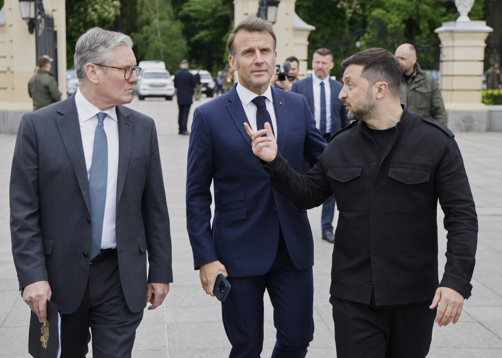 US Reports Russian Concessions Before Key Summit with Trump and Zelensky
