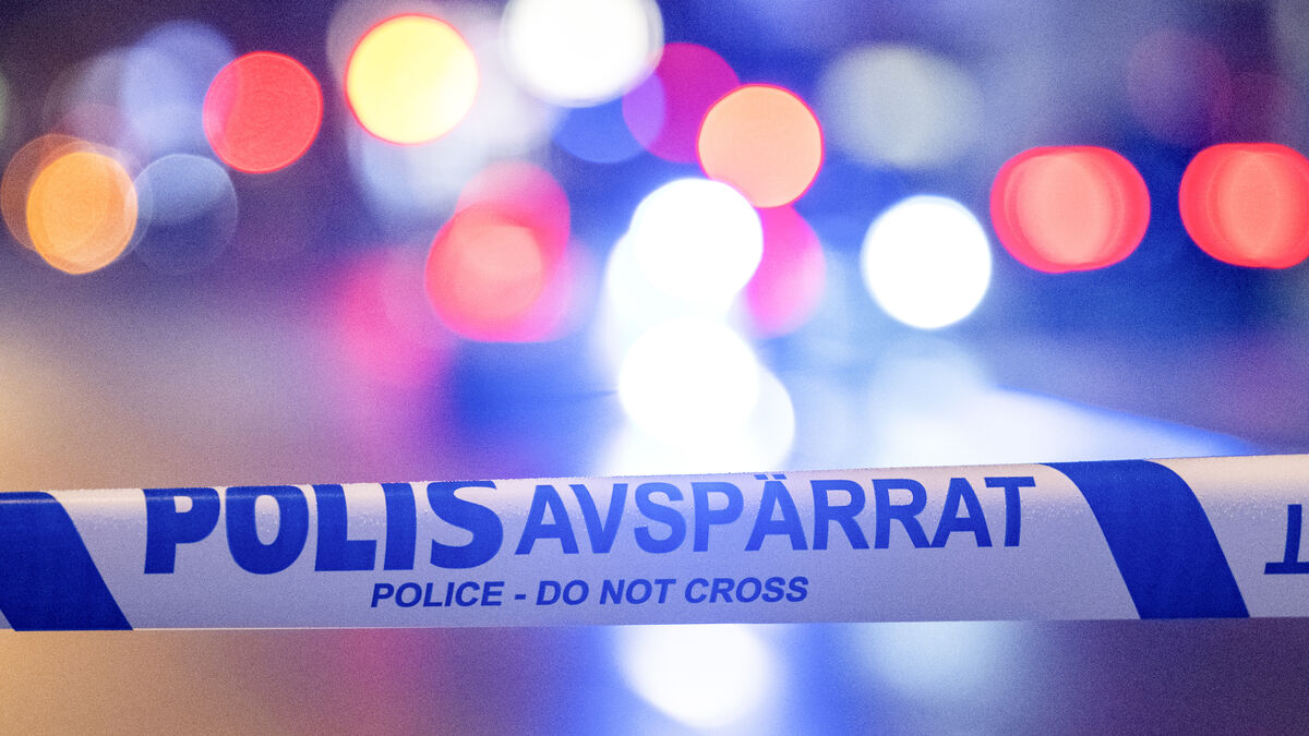 Police investigate burned-out car death