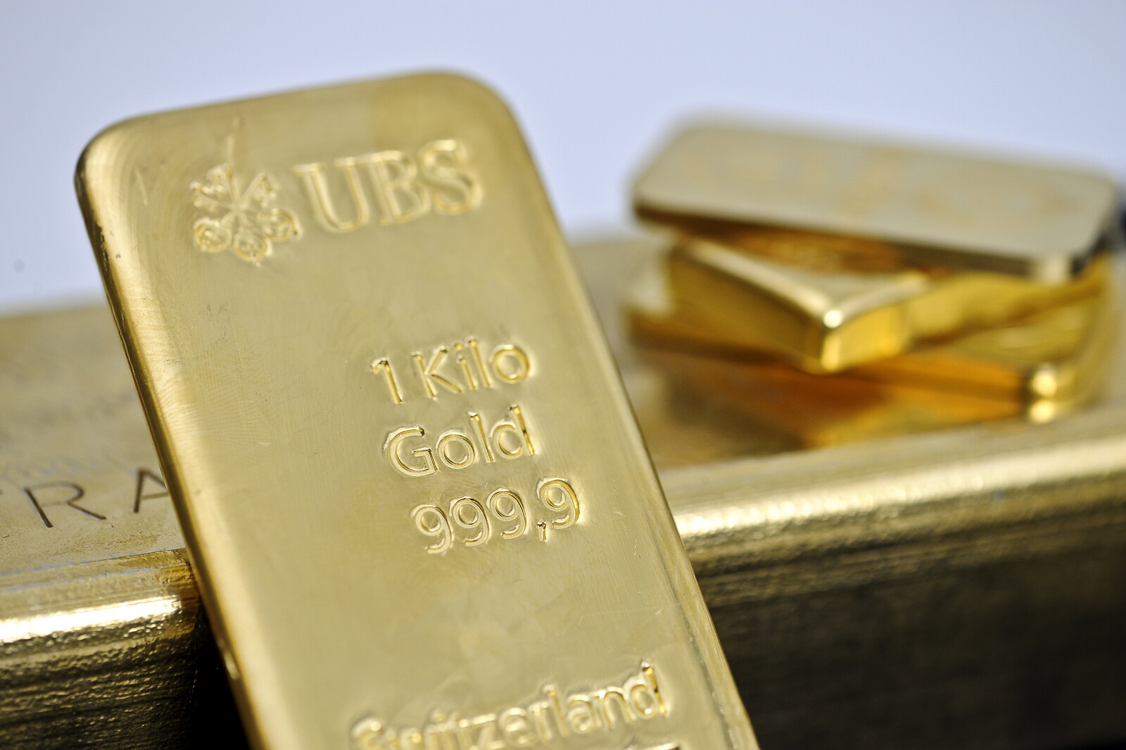 China Increases Gold Reserves for