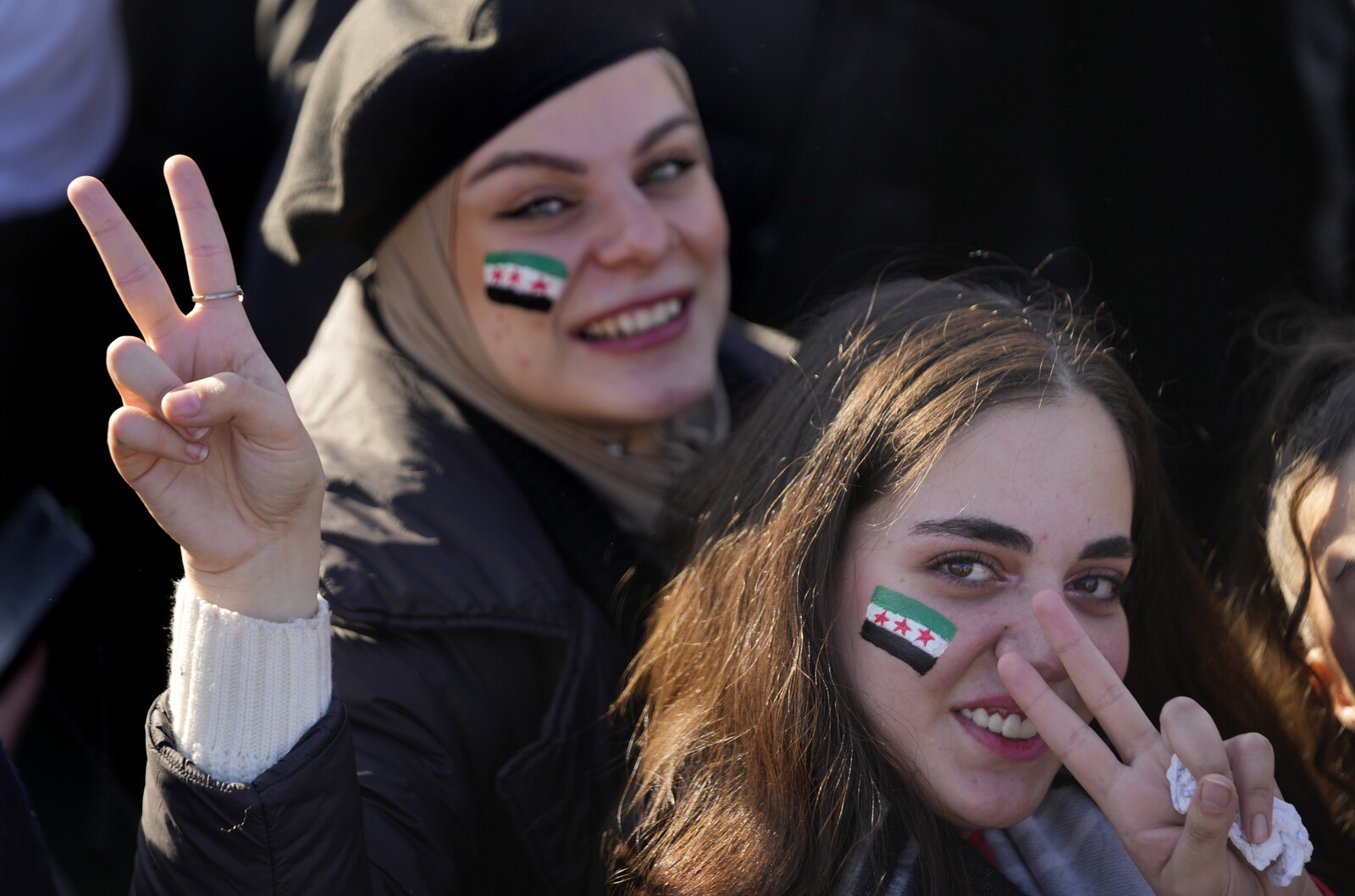 Syrian Women Required to Wear
