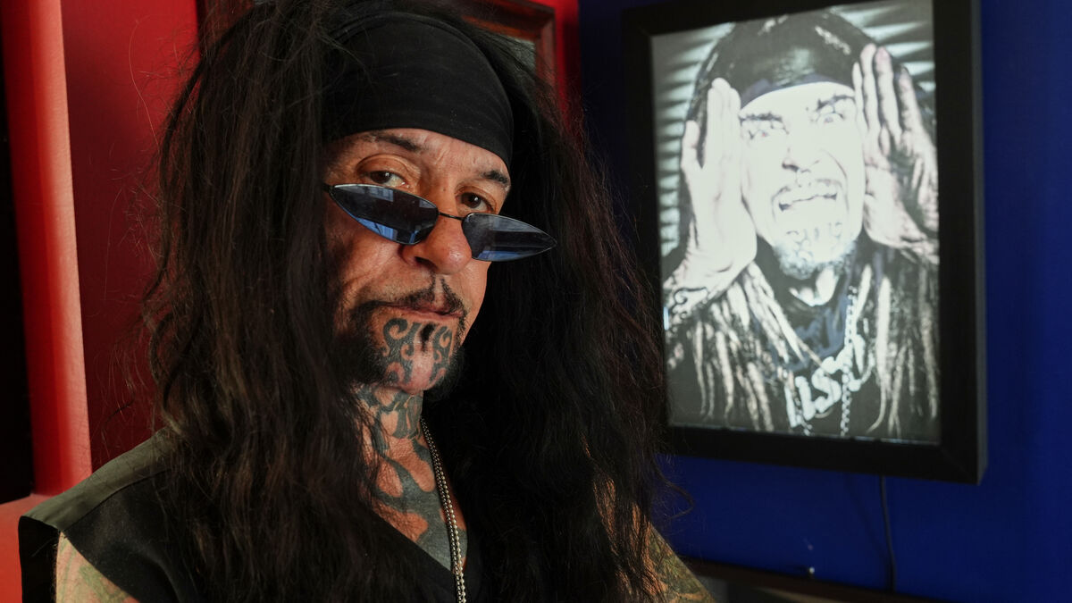 Ministry to Retire After More