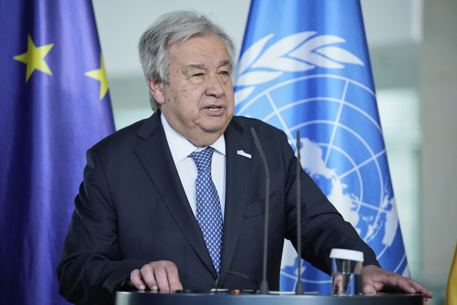 UN Warns Russia and Israel
