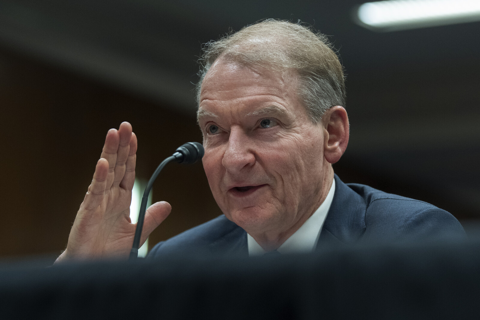 SEC Considers Ending Quarterly Financial Reports