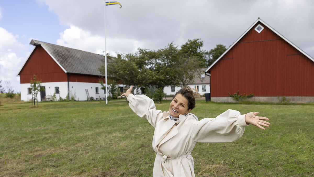 Carola Häggkvist Reveals the Most Personal Moments in Her Autobiography I Am Carola
